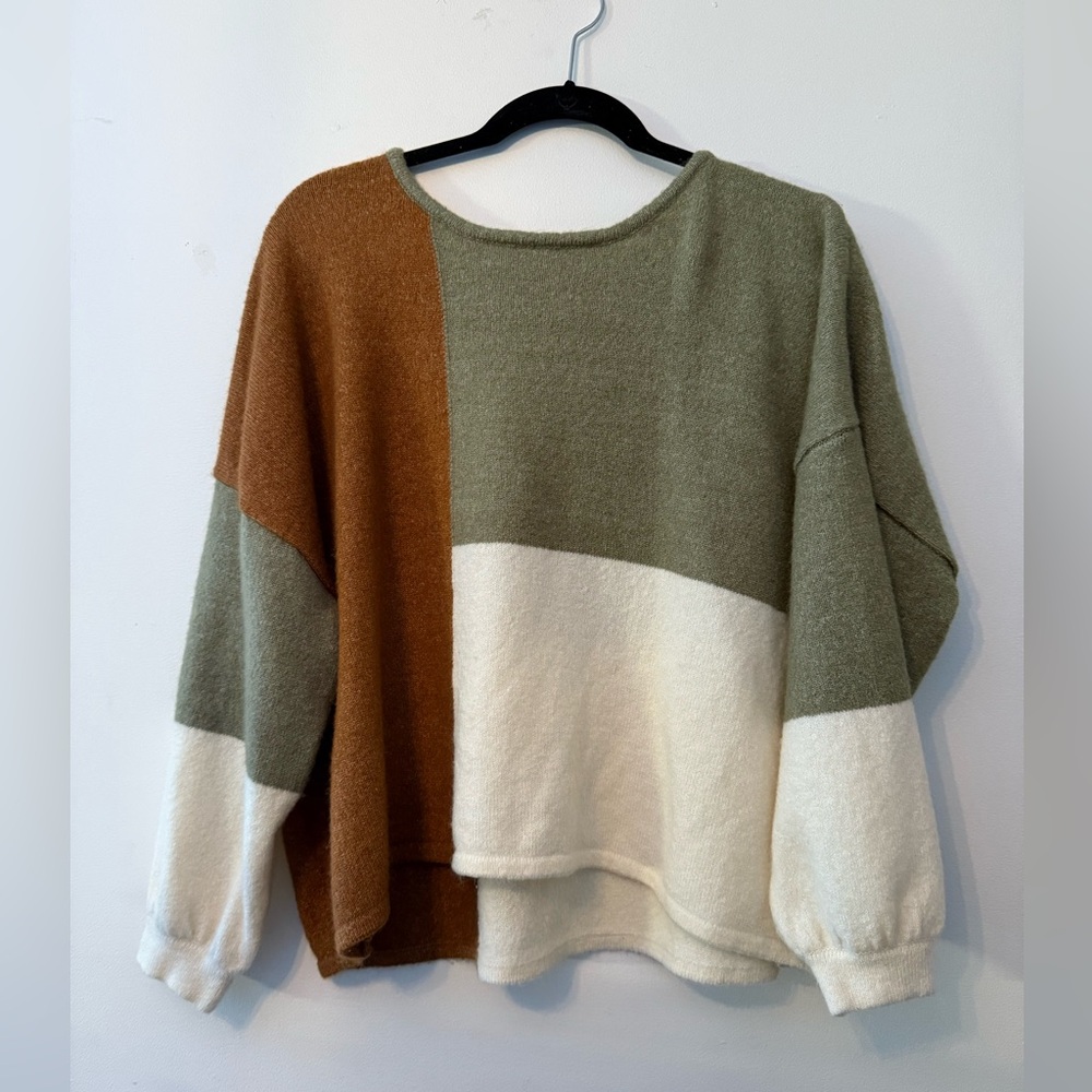 Small Medium Color Block sweater By the River tan Olive white